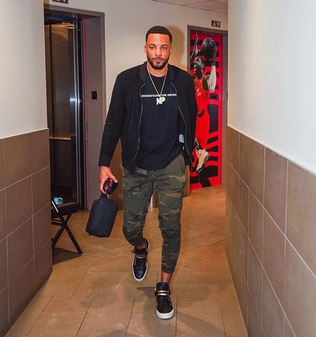 船记：快船坚定地支持哈登和伦纳德，劳资协议变了才放走乔治（船记：快船力挺哈登与莱昂纳德，乔治离队因劳资新规）