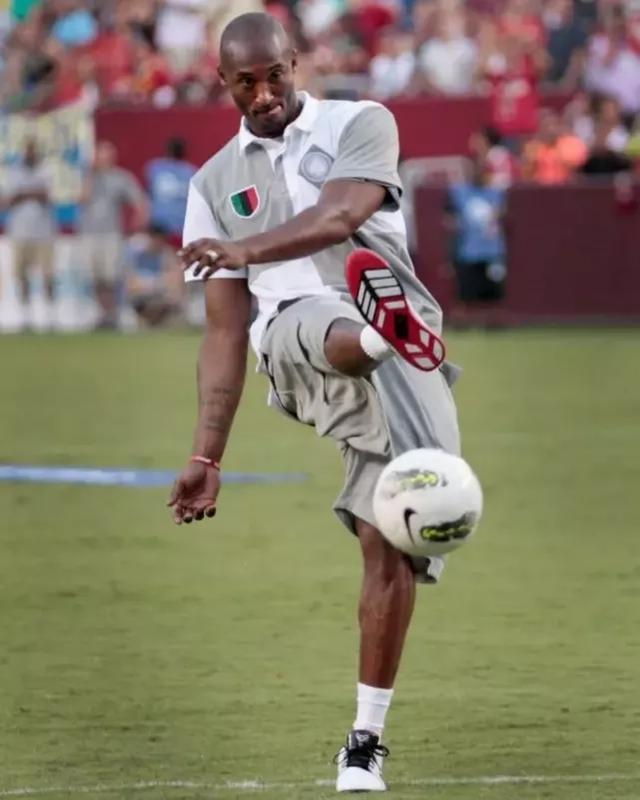 尤文本赛季税前年薪前20：弗拉霍维奇2220万第1，戴维1110万（尤文本季税前年薪榜TOP20：弗拉霍维奇2220万领跑，戴维1110万）