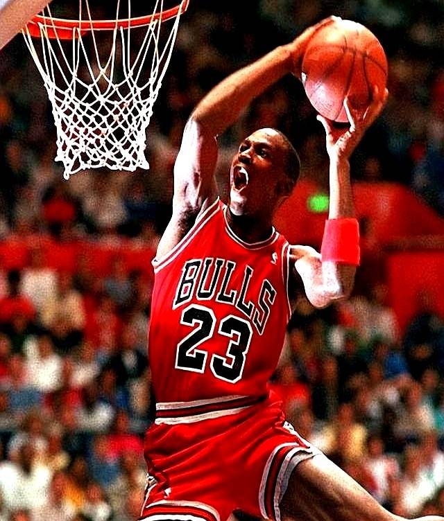 有望进入轮换！快船30号秀尼德豪泽与哈登进行挡拆练习（有望跻身轮换！快船30号新秀尼德豪泽与哈登演练挡拆配合）