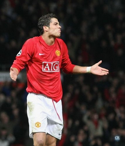 虎父无犬子，路易斯-布冯代表捷克U19上演帽子戏法（有其父必有其子：路易斯·布冯为捷克U19上演帽子戏法）