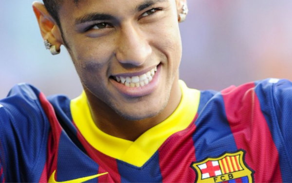 王大雷：九哥回来后带队打出了泰山精神，瓦科没拿金靴可惜（王大雷：九哥回归激活泰山气质，遗憾瓦科无缘金靴）