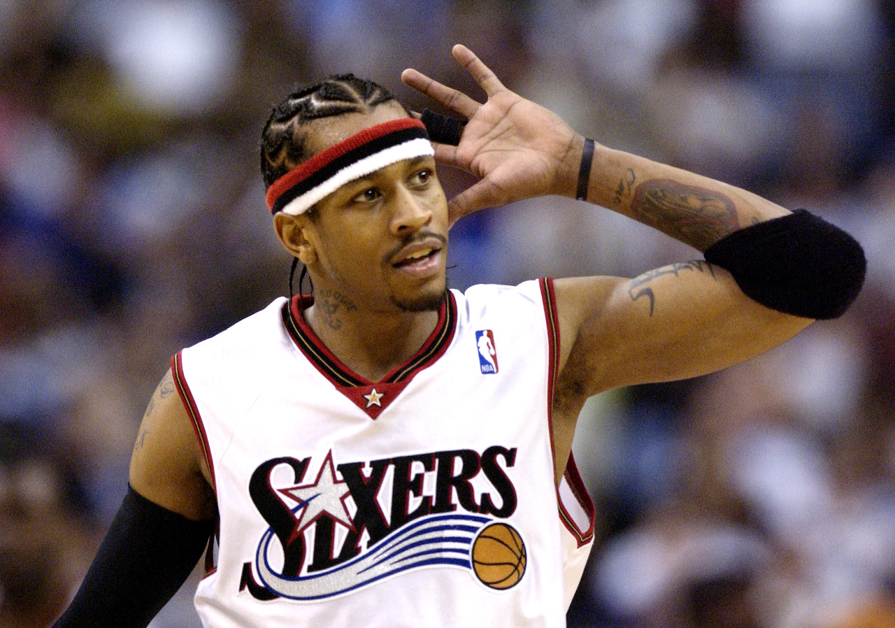 巴萨官方：欧冠对法鹰将检查穿客队球衣者身份，排除非法购票（巴萨官宣：欧冠战法鹰将核查穿客队球衣者身份以杜绝非法购票）