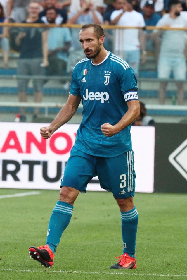 德转列瑞士球员历史身价前10：扎卡5000万欧第1，阿坎吉第2（德转发布瑞士球员历史身价前十：扎卡以5000万欧领跑，阿坎吉位列第二）