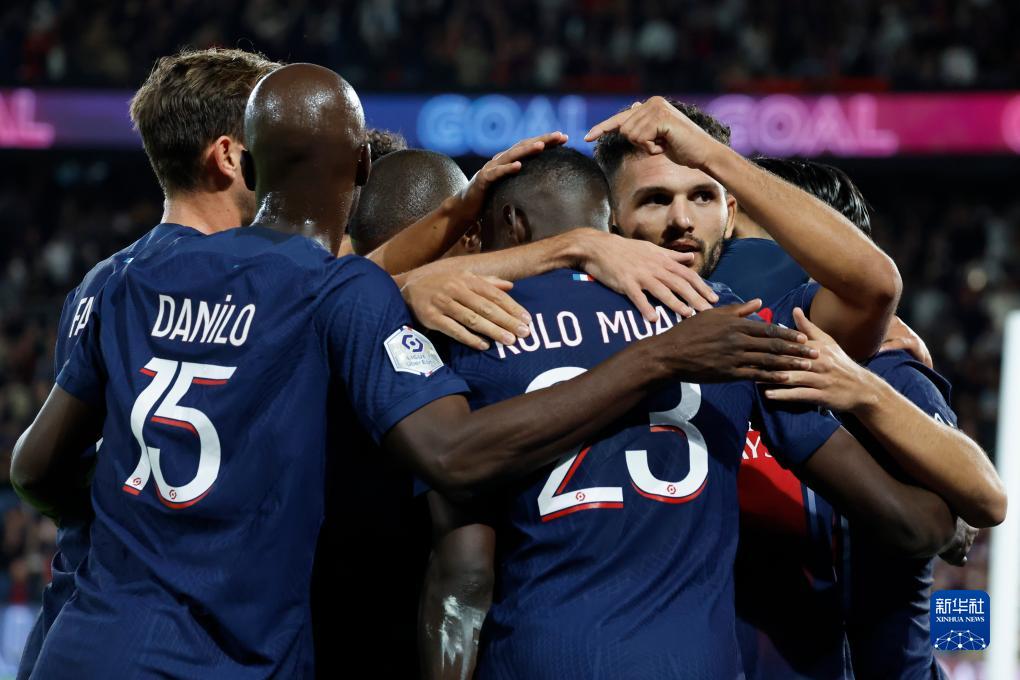 佩杜拉：罗马中场佩莱格里尼训练中受伤，队医担心他长期缺阵（佩杜拉：佩莱格里尼训练中受伤，罗马队医担忧其恐长期缺阵）