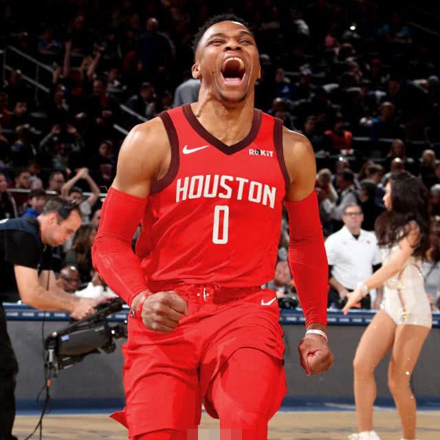 英超焦点战：利物浦主场迎战热刺,（英超重磅对决：利物浦主场对阵热刺）