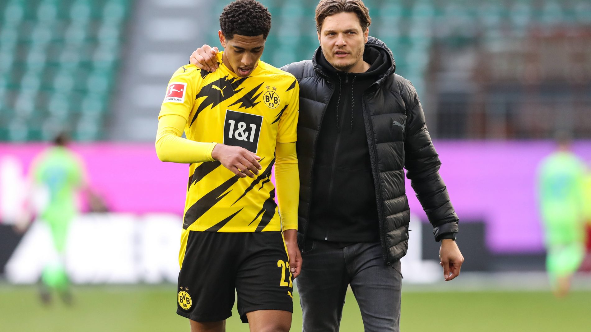 半场数据：葡萄牙控球率接近八成，狂射17脚（半场战况：葡萄牙控球近八成，17次射门猛攻）