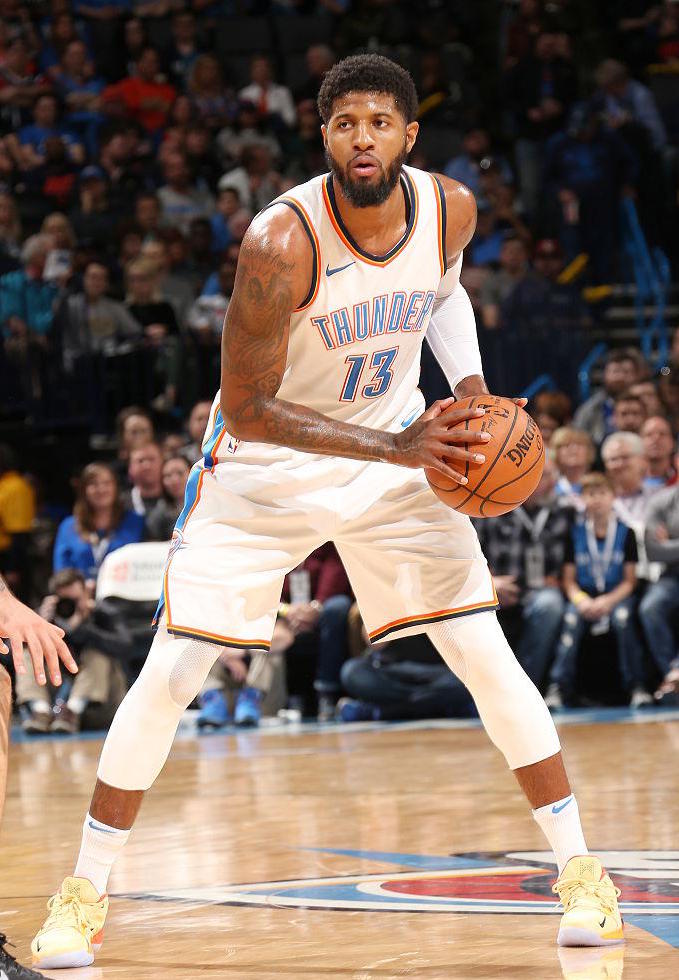 对阵马刺！多特：小时候总看圣诞大战 现在能亲身参与感觉太棒了（战马刺，多特感慨：小时候只在电视前看圣诞大战，如今亲自上场真是太棒了）