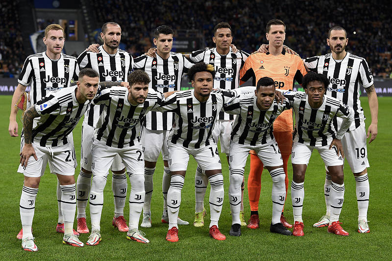 中超黑马酝酿重磅引援，锁定本土强力铁腰，海港同意放人，三赢之举（中超黑马谋重磅补强：锁定本土硬核后腰，海港点头放行，三方共赢）