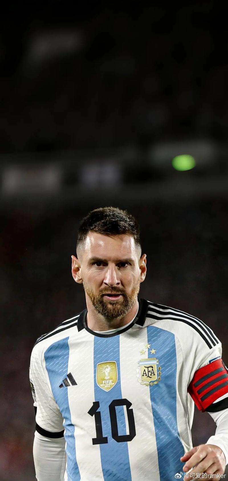 记者：450万+奖金已不足以续约伊尔迪兹；尤文对球员估价上亿（记者：伊尔迪兹续约价码已超450万+奖金，尤文为其估值破亿）